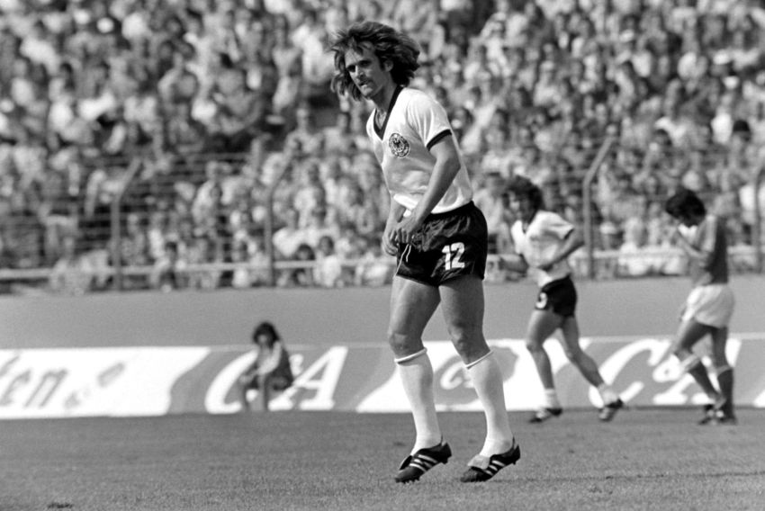 Die deutschen Rekordspieler der WM Welcher Profi absolvierte die